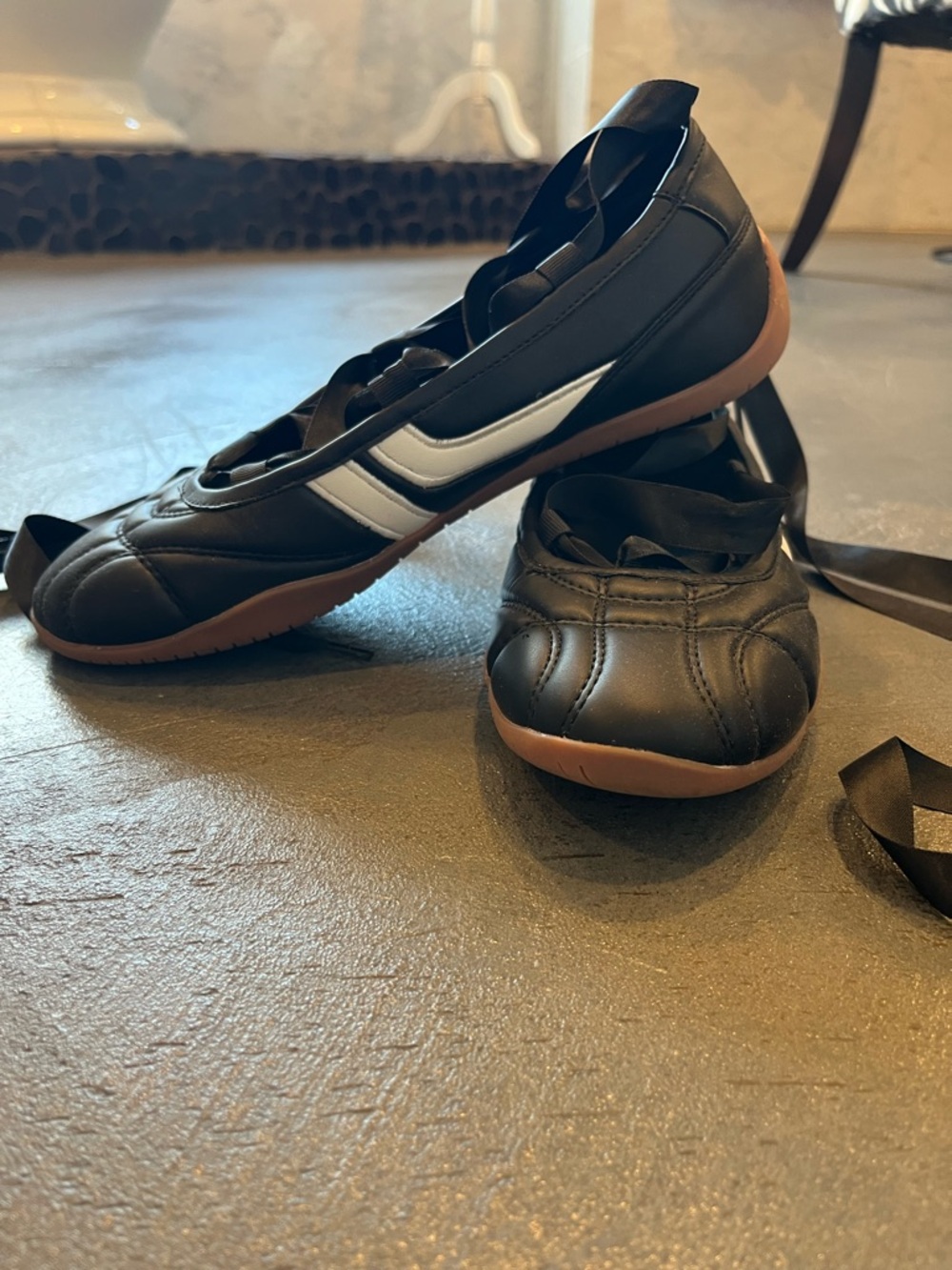 Steve Madden Black Quilted Ribbon Tie Ballet Flats - Picture 2 of 4